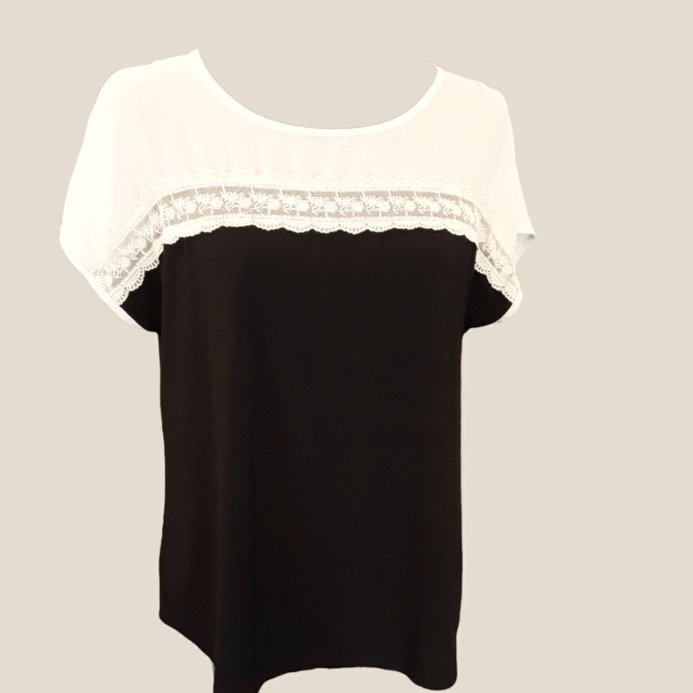 Faith And Joy Top Lace And Crepe Blouse With Bow size PXL Black Dove Gray…